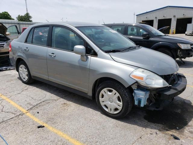 3N1BC1AP1AL464648 - 2010 NISSAN VERSA S GRAY photo 4