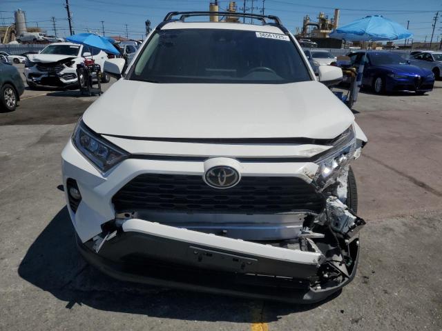 JTMW1RFV3KD509283 - 2019 TOYOTA RAV4 XLE 白色 照片 5