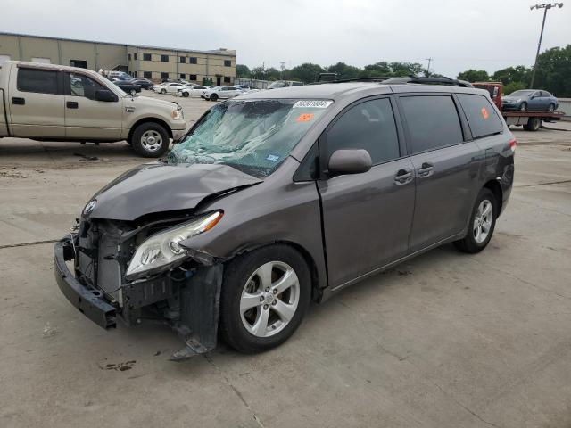 2014 TOYOTA SIENNA LE, 