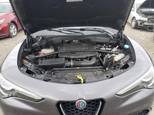 ZASFAKPN9J7B59622 - 2018 ALFA ROMEO STELVIO SPORT ნაცრისფერი ფოტო 12