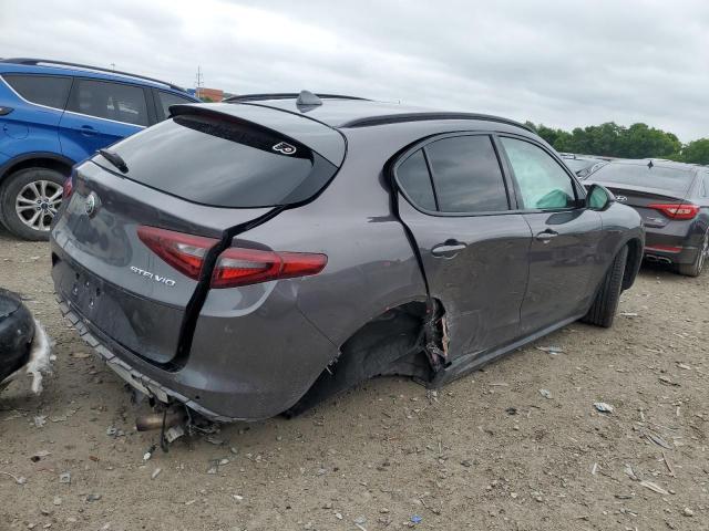 ZASFAKPN9J7B59622 - 2018 ALFA ROMEO STELVIO SPORT ნაცრისფერი ფოტო 3