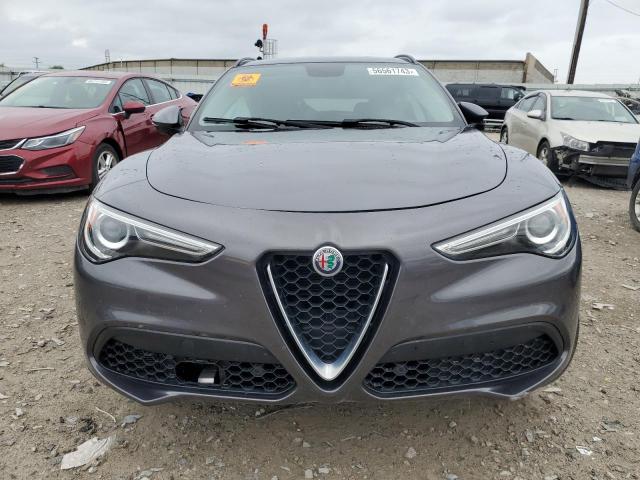ZASFAKPN9J7B59622 - 2018 ALFA ROMEO STELVIO SPORT ნაცრისფერი ფოტო 5
