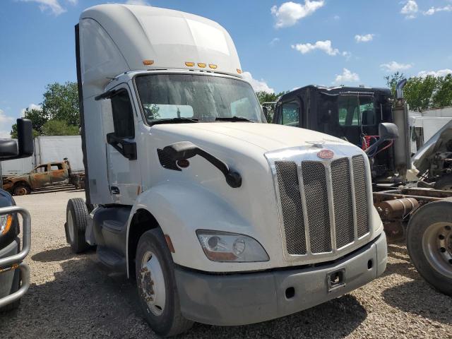 2018 PETERBILT 579, null