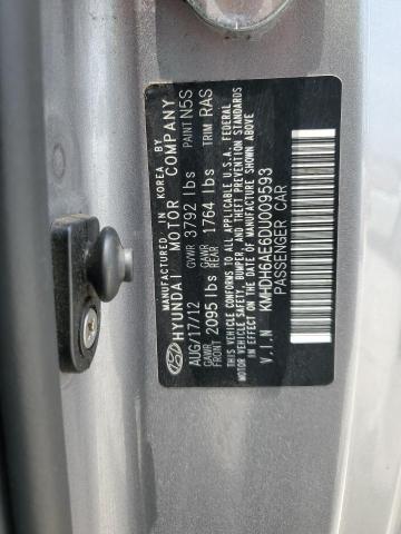 KMHDH6AE6DU009593 - 2013 HYUNDAI ELANTRA CO GS SILVER photo 12