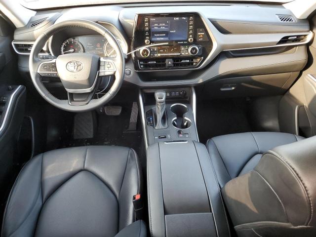 5TDGZRAH0NS110421 - 2022 TOYOTA HIGHLANDER XLE Mavi foto 8