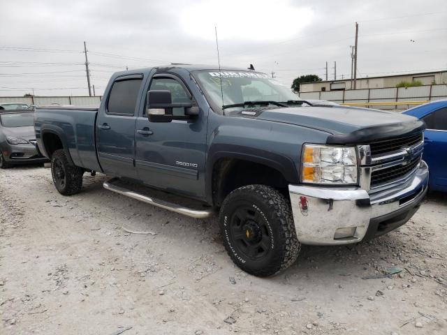 1GC4K1B65AF111516 - 2010 CHEVROLET SILVERADO K3500 LTZ BLUE photo 4