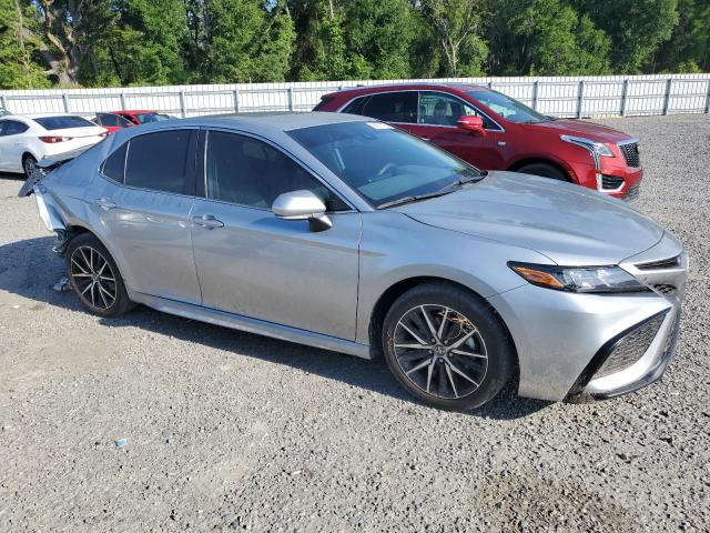 4T1T11AK1PU835832 - 2023 TOYOTA CAMRY SE NIGHT SHADE SILVER photo 4