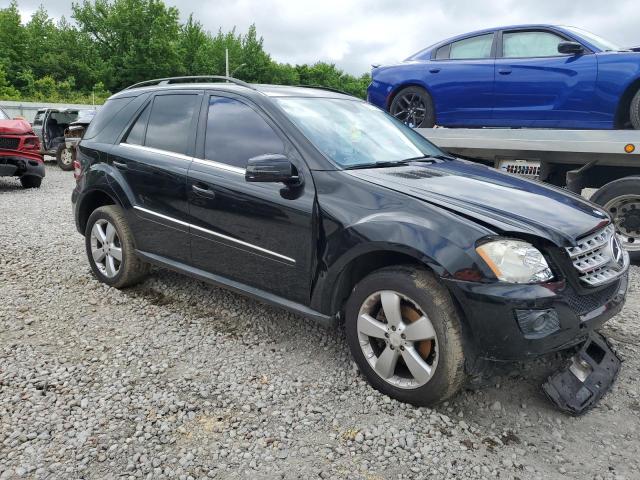 4JGBB8GB7BA650767 - 2011 MERCEDES-BENZ ML 350 4MATIC BLACK photo 4