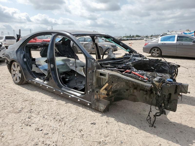 WDDUG8FB3GA263629 - 2016 MERCEDES-BENZ S 550 4MATIC BLACK photo 4