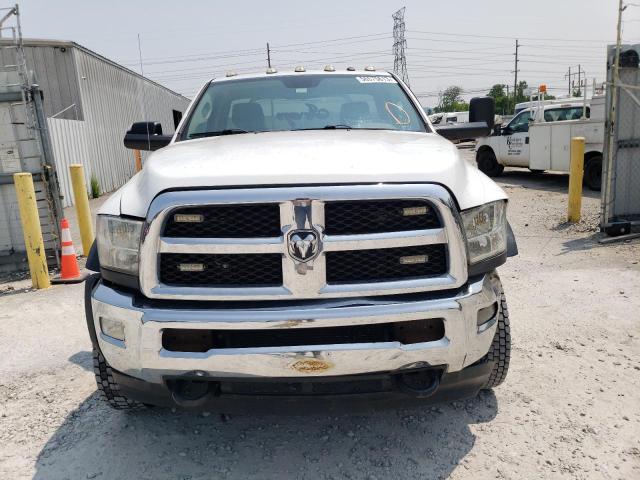 3C7WRNDL2GG307793 - 2016 RAM 5500 WHITE photo 5