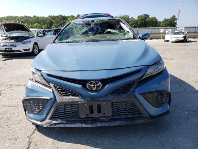 4T1G11BK1PU079306 - 2023 TOYOTA CAMRY SE NIGHT SHADE BLUE photo 5