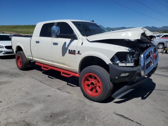 3C6UR5NL2GG321347 - 2016 RAM 2500 LARAMIE WHITE photo 4