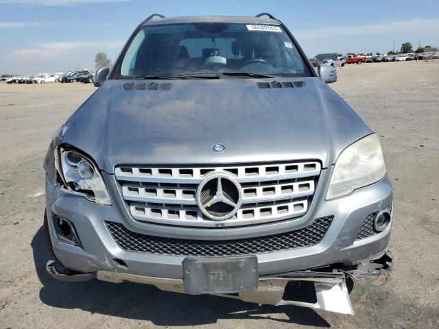 4JGBB8GB2BA740036 - 2011 MERCEDES-BENZ ML 350 4MATIC SILVER photo 5