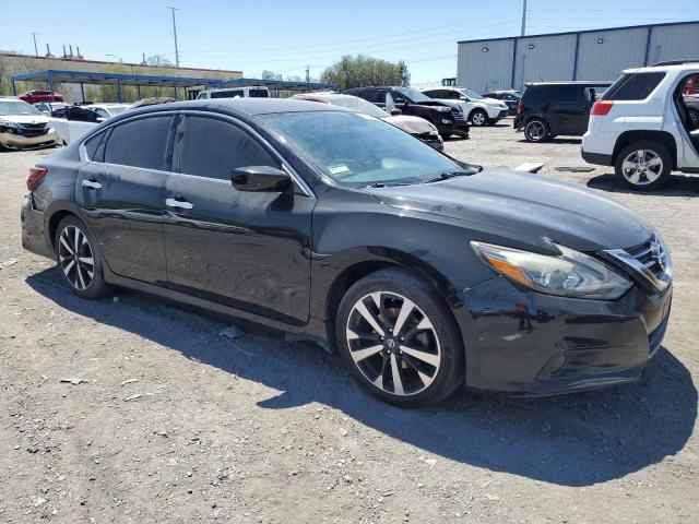 1N4AL3AP6JC114390 - 2018 NISSAN ALTIMA 2.5 BLACK photo 4
