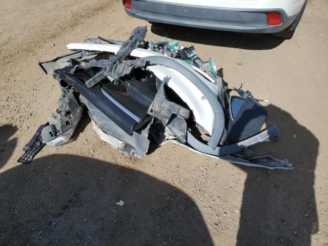 5TDJKRFH4GS246539 - 2016 TOYOTA HIGHLANDER XLE WHITE photo 13