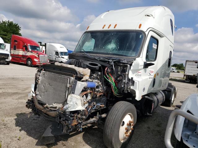 1FUJHHDR5LLLU7310 - 2020 FREIGHTLINER CASCADIA 1 WHITE photo 2