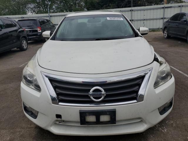 1N4AL3AP3DC100158 - 2013 NISSAN ALTIMA 2.5 WHITE photo 5