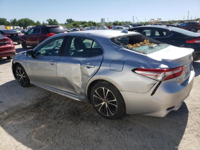 4T1B11HK8KU689486 - 2019 TOYOTA CAMRY L SILVER photo 2