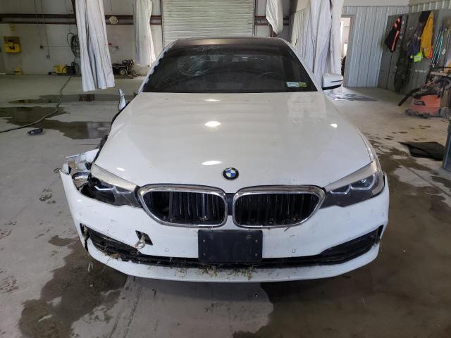 WBAJE7C58JWC56925 - 2018 BMW 540 XI WHITE photo 5