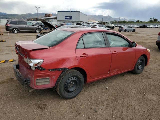 2T1BU4EE9CC809919 - 2012 TOYOTA COROLLA BASE RED photo 3