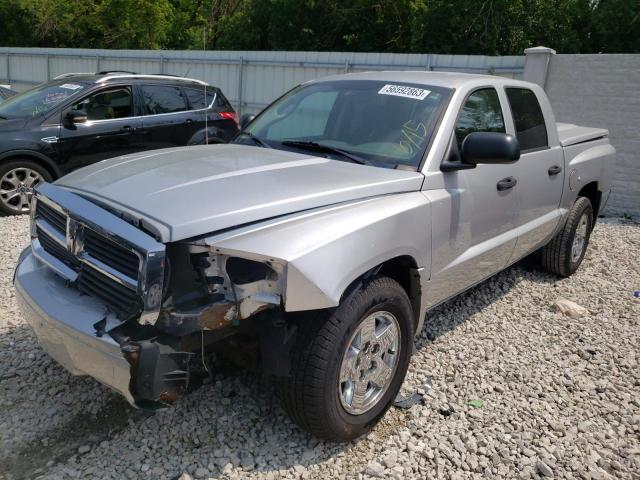 1D7HW48N36S621373 - 2006 DODGE DAKOTA QUAD SLT SILVER photo 1