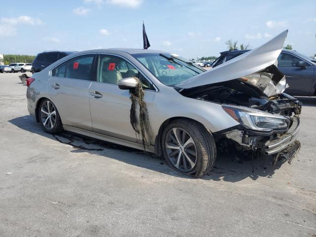 4S3BNEN62J3007522 - 2018 SUBARU LEGACY 3.6R LIMITED GOLD photo 4