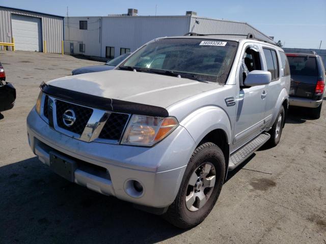 5N1AR18W67C617190 - 2007 NISSAN PATHFINDER LE 银色 照片 1