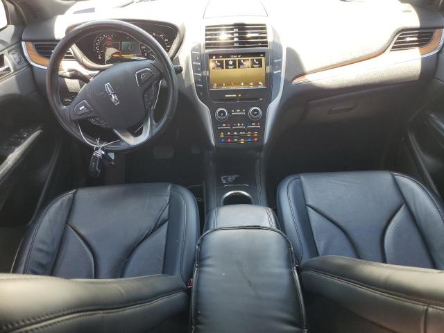 5LMCJ3C92GUJ31111 - 2016 LINCOLN MKC RESERVE Silber Foto 8