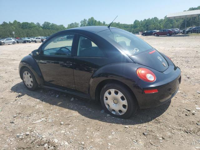 3VWPG3AG1AM018462 - 2010 VOLKSWAGEN NEW BEETLE BLACK photo 2