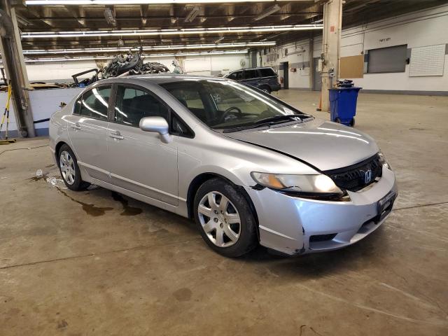 19XFA16529E007214 - 2009 HONDA CIVIC LX SILVER photo 4