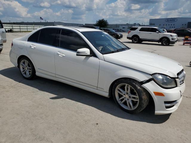 WDDGF8AB3DR265692 - 2013 MERCEDES-BENZ C 300 4MATIC WHITE photo 4