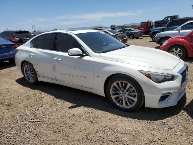 JN1EV7AP7KM516236 - 2019 INFINITI Q50 LUXE WHITE photo 4