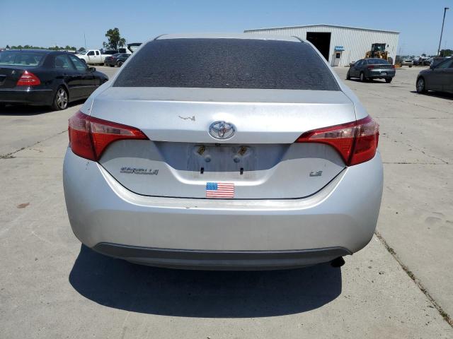 2T1BURHE4JC119503 - 2018 TOYOTA COROLLA L SILVER photo 6