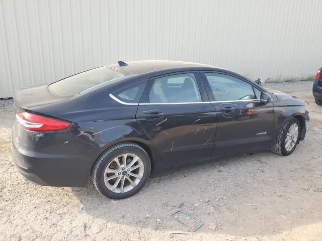 3FA6P0LU1KR139003 - 2019 FORD FUSION SE BLACK photo 3