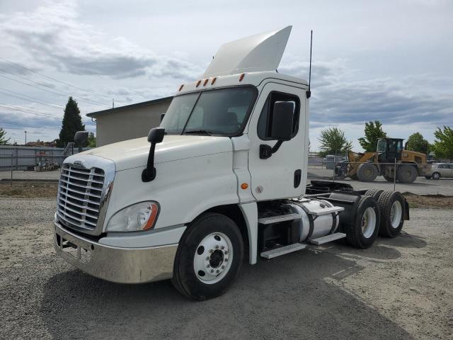 1FUJGEFG5JLJH9853 - 2018 FREIGHTLINER CASCADIA 1 Blanco foto 2