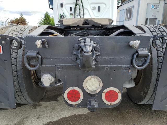 1FUJGEFG5JLJH9853 - 2018 FREIGHTLINER CASCADIA 1 Blanco foto 9