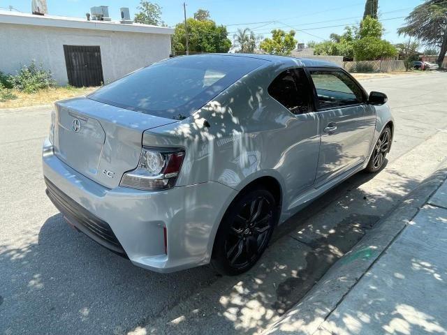 JTKJF5C77E3074698 - 2014 TOYOTA SCION TC SILVER photo 4