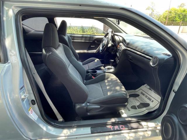 JTKJF5C77E3074698 - 2014 TOYOTA SCION TC SILVER photo 5