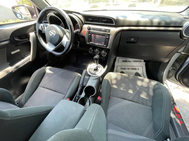 JTKJF5C77E3074698 - 2014 TOYOTA SCION TC SILVER photo 9