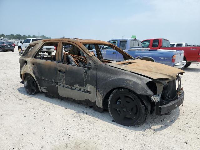 4JGBB7CB0BA656524 - 2011 MERCEDES-BENZ ML 550 4MATIC BURN photo 4