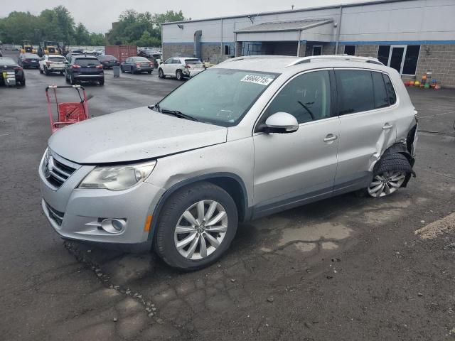 2011 VOLKSWAGEN TIGUAN S, null