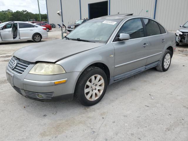 WVWPD63BX2P285450 - 2002 VOLKSWAGEN PASSAT GLS GRAY photo 1