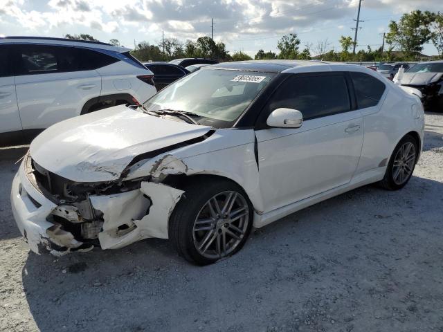 JTKJF5C70B3002270 - 2011 TOYOTA SCION TC 白色 照片 1