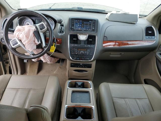 2C4RC1CG2FR629285 - 2015 CHRYSLER TOWN & COU TOURING L GOLD photo 8