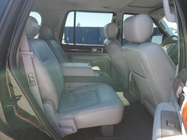 5LMFU28R94LJ03556 - 2004 LINCOLN NAVIGATOR შავი ფოტო 11