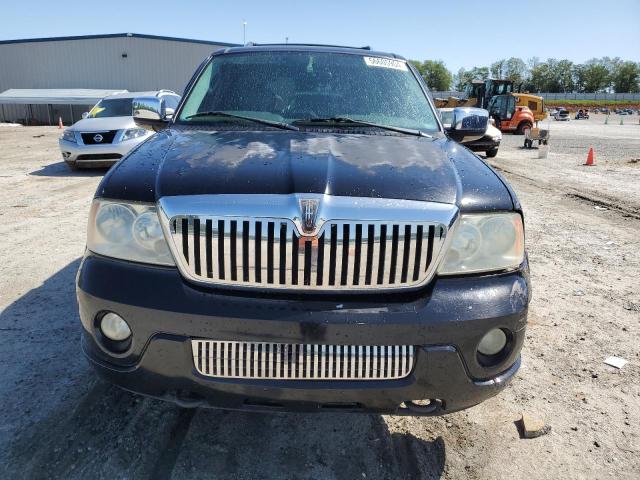 5LMFU28R94LJ03556 - 2004 LINCOLN NAVIGATOR შავი ფოტო 5