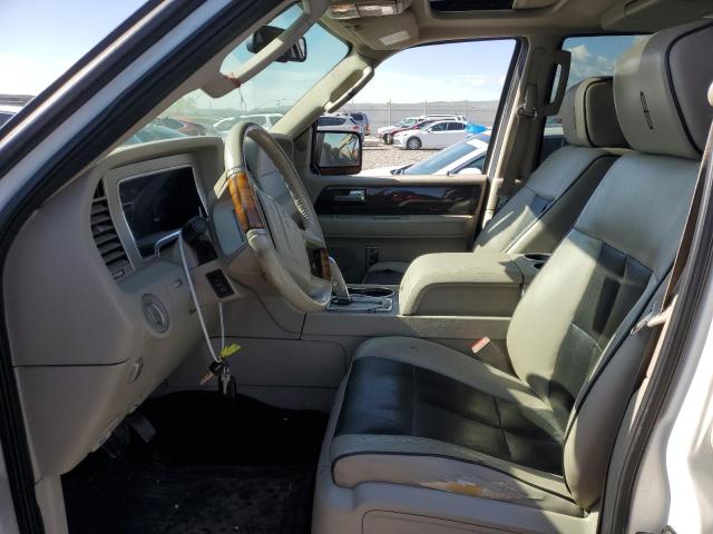5LMFU28528LJ20489 - 2008 LINCOLN NAVIGATOR თეთრი ფოტო 7