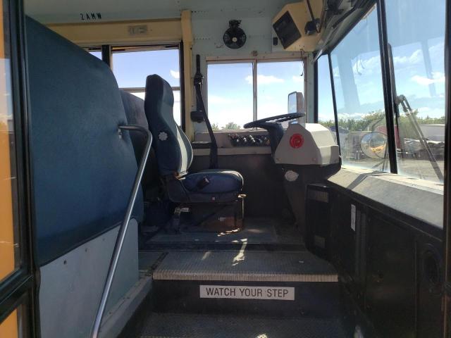 4DRBWAAR66A176382 - 2006 IC CORPORATION 3000 YELLOW photo 5