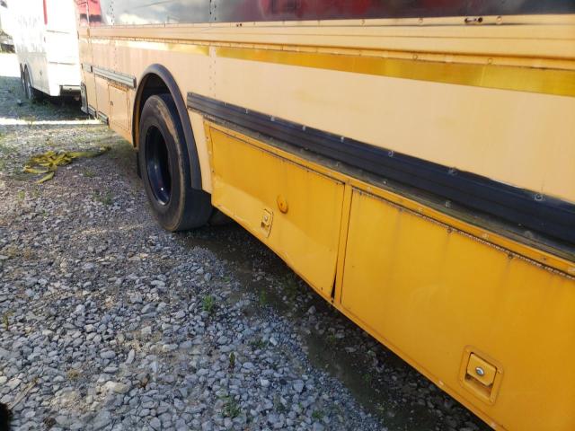 4DRBWAAR66A176382 - 2006 IC CORPORATION 3000 YELLOW photo 9