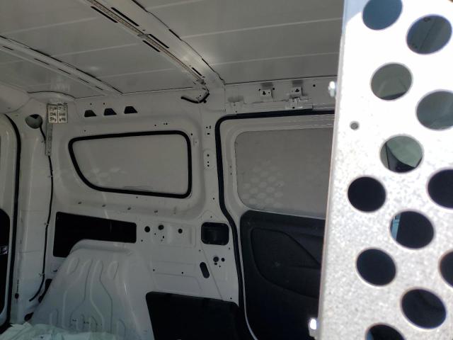 ZFBERFAB5J6L58825 - 2018 RAM PROMASTER WHITE photo 11